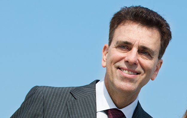 Dennis-Andreaci.jpg