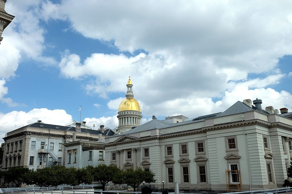 New-Jersey-State-House.jpg