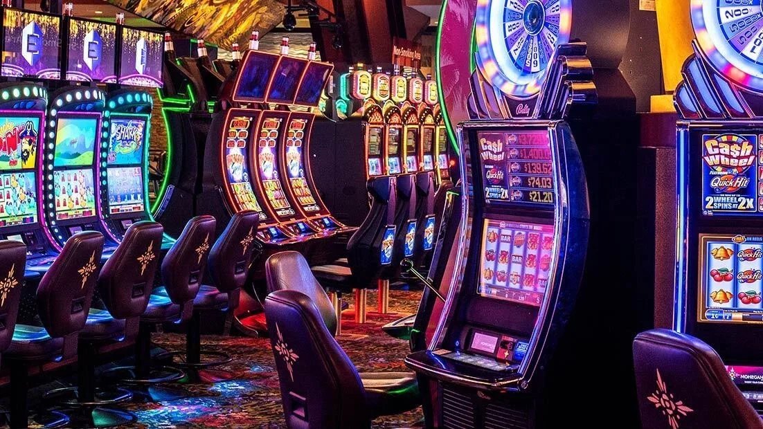 1629296161-mohegan-sun-slots-interior.jpg