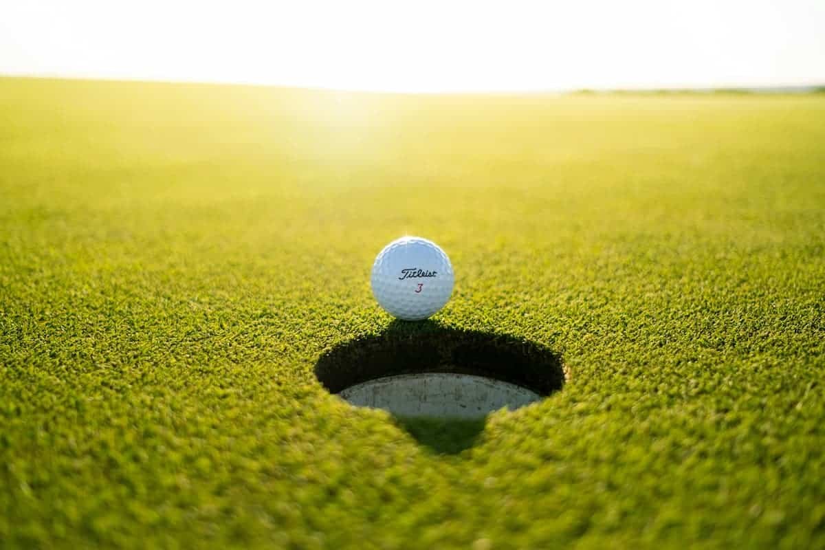 1786392004_GolfBall.jpg