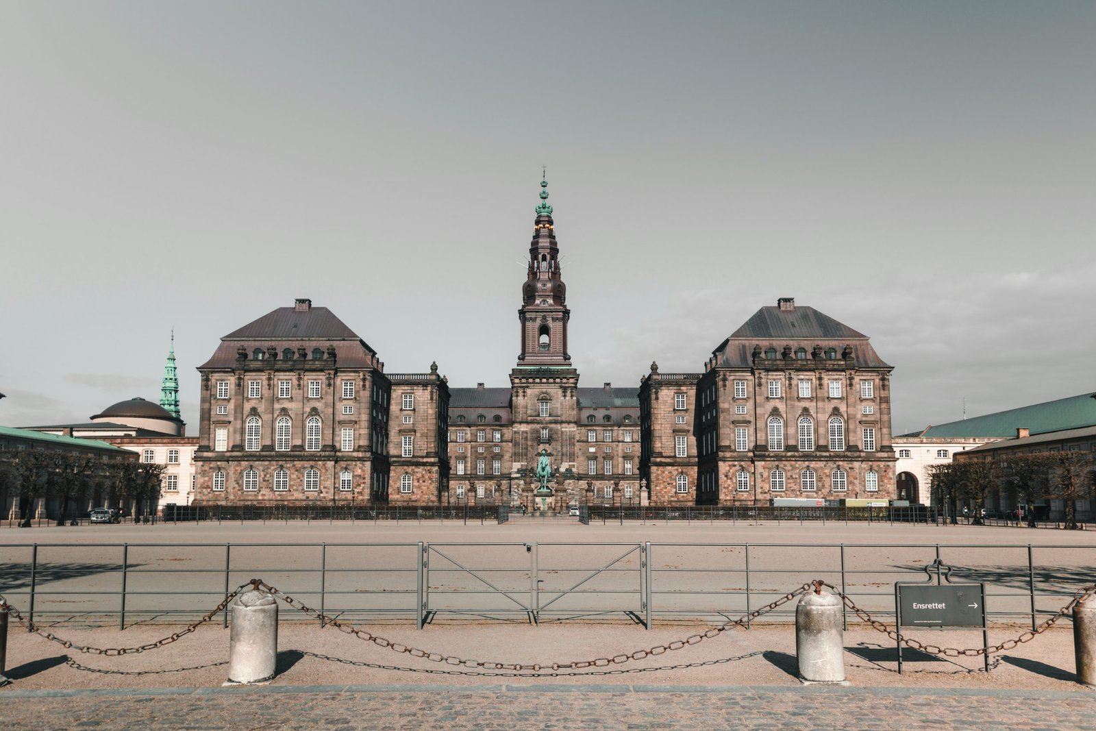 jakob-soby-9ydxxrihzvw-unsplash-scaled.jpg