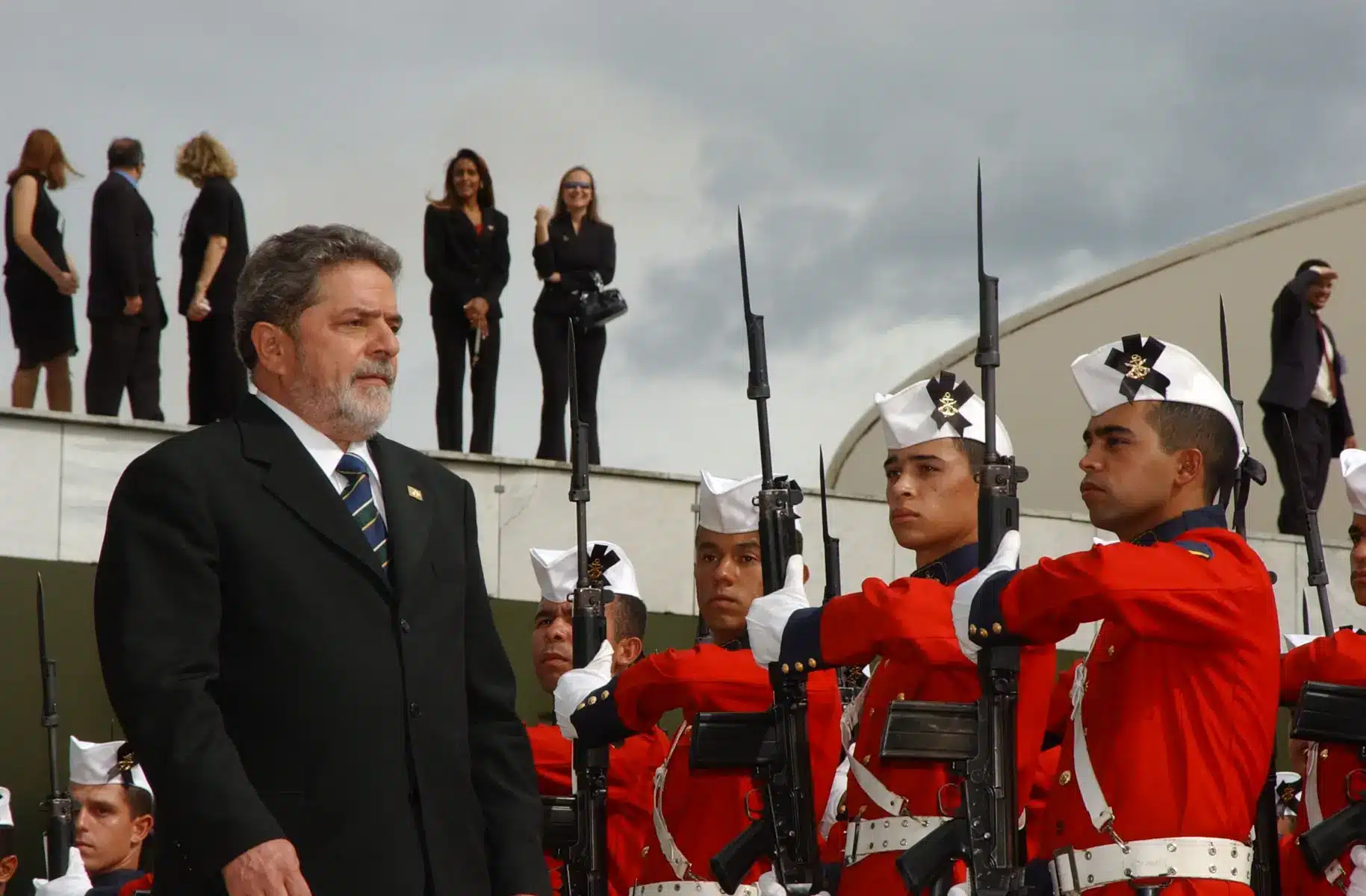 President Luiz Inácio Lula da Silva wearing a dark suit during an official ceremony.