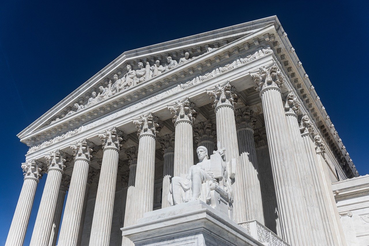 us-supreme-court-building-2225766_1280.jpg